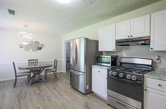 Photo - 354 Shoal Ct