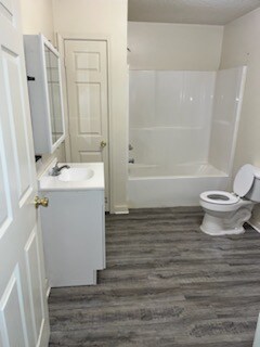 Photo - 19490 Magnolia St