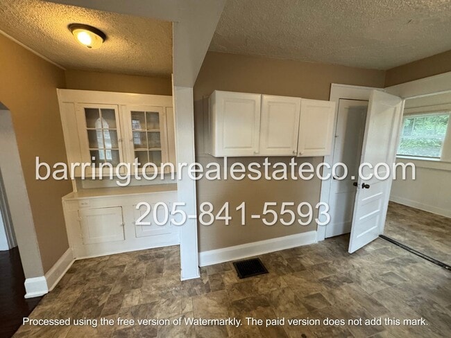 Photo - 7343 Queenstown Ave