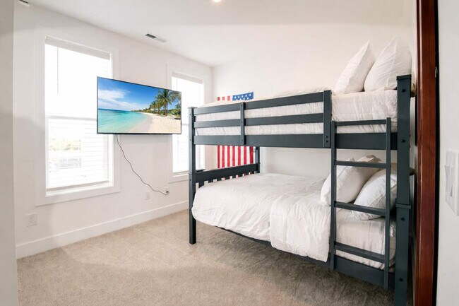 500 Creative Way Unit SI FL3-ID1051678P