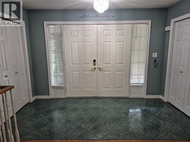 Photo - 590 Montcalm Ave