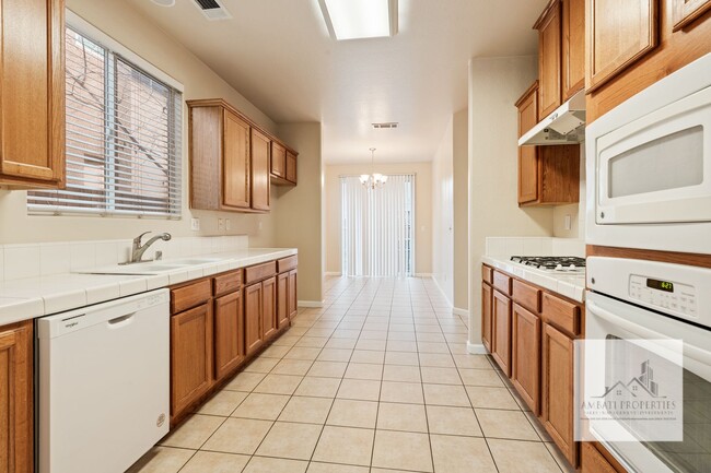 Photo - Spacious Two Story Home in Prime Northwest Fresno Location!