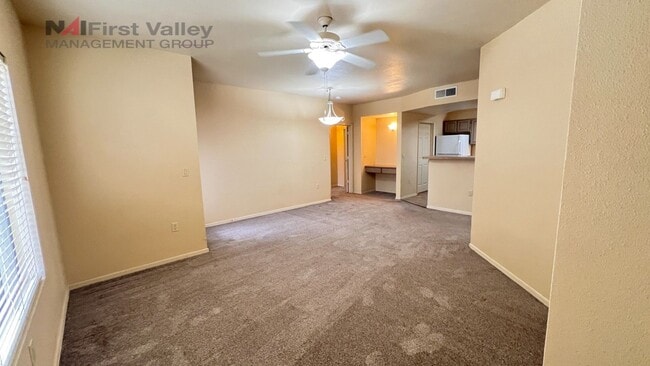 Building Photo - 2 Bedrooms, 2 Baths Rental