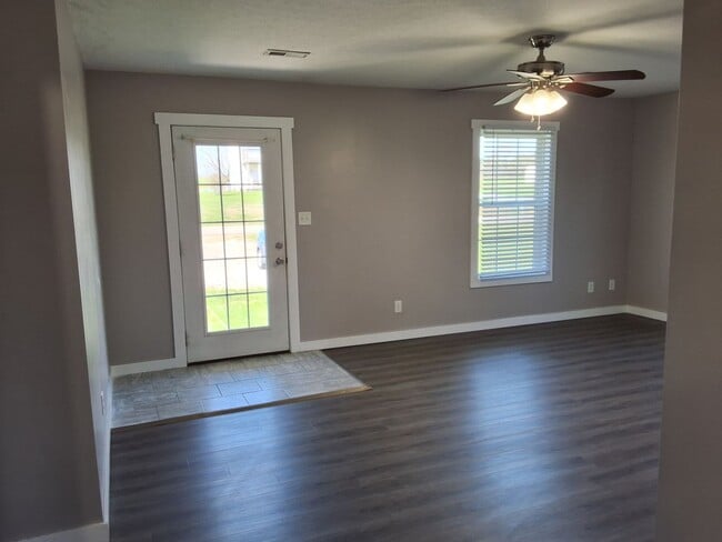 Photo - 1600 Morrison Rd