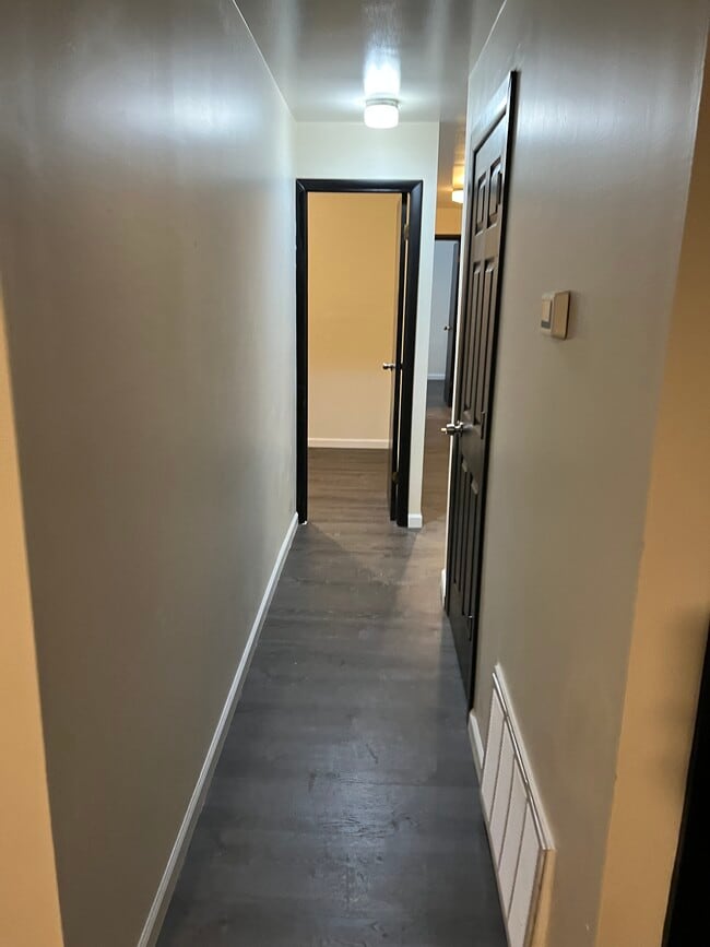 Photo - 921 N 29th St