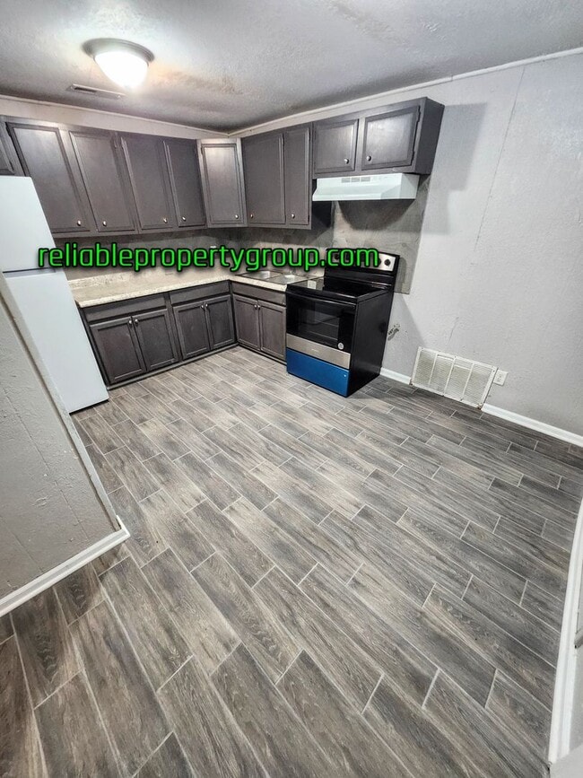 Photo - 1745 E Market St Unit 1745 E Market St