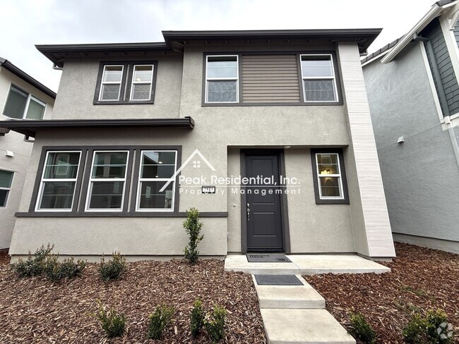 Building Photo - Brand New Lincoln 3bd/2.5ba Home!