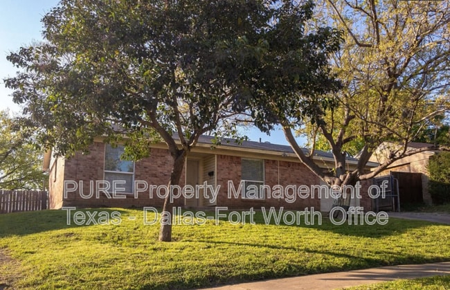 Photo - 641 Gallant Fox Dr