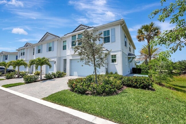 Photo - 229 Preserve Trl S