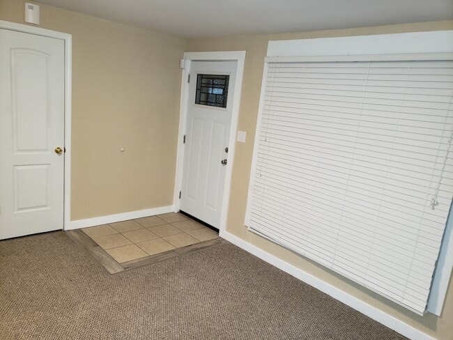 Photo - 1703 Wright Blvd