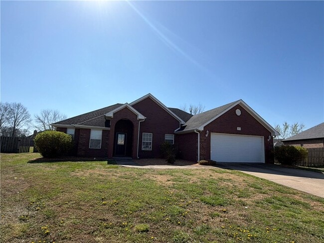 Building Photo - 1971 Stonegate Dr