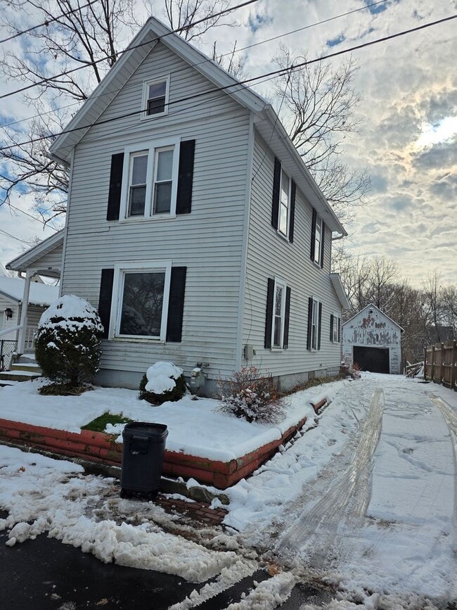 Photo - 2 bedroom 1 bath single family home