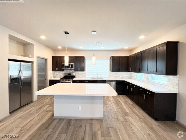 Building Photo - 8077 Misty Canyon Ave Rental