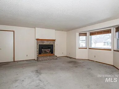 Photo - 1505 E 10th St N