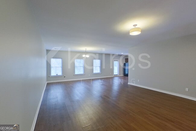 Photo - 213 Birch Ave