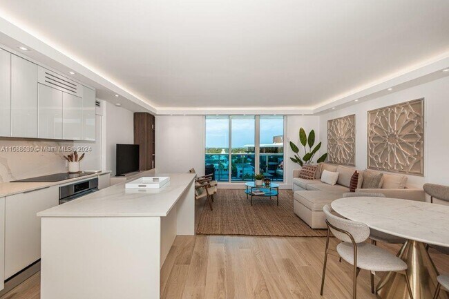 Photo - 2301 Collins Ave Unit 837