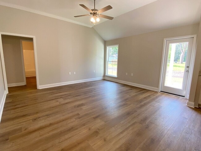 Photo - Modern 4-Bedroom Home with Fenced Yard Nea...