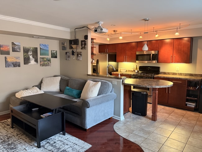 Photo - 155 Virginia Ave Unidad 204