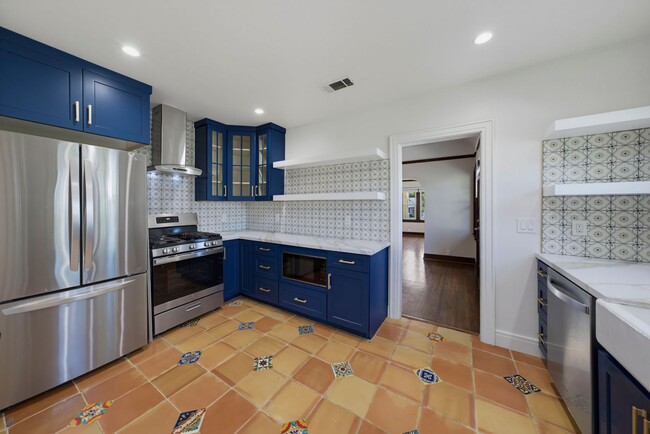 Photo - 828 11th St Unit 828 11th St #A