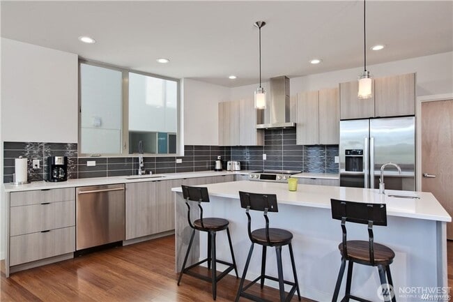 Photo - 4Bd/3.5Ba Seattle Home