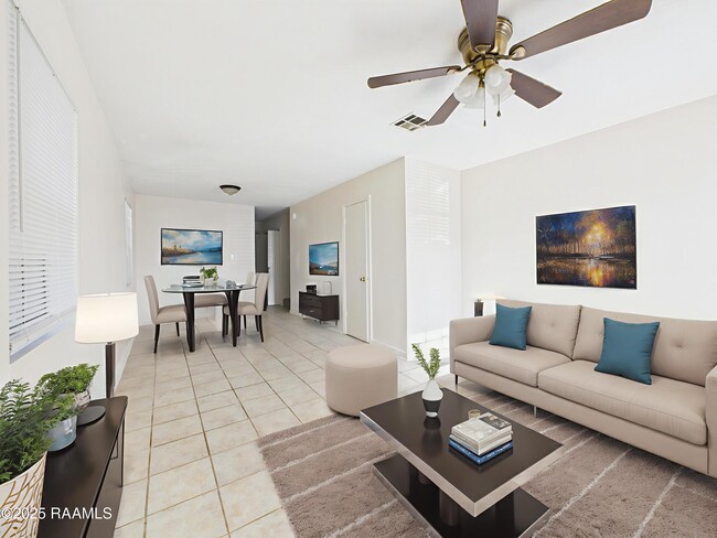 Photo - 104 Country Ln