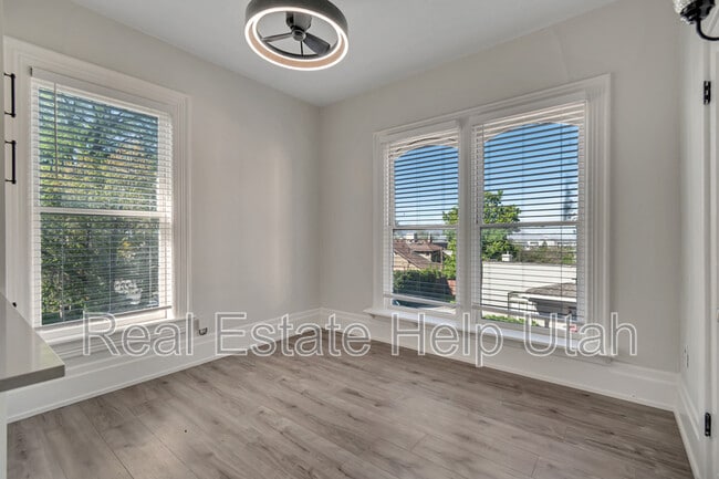 Building Photo - 365 S Elizabeth St Unit #3