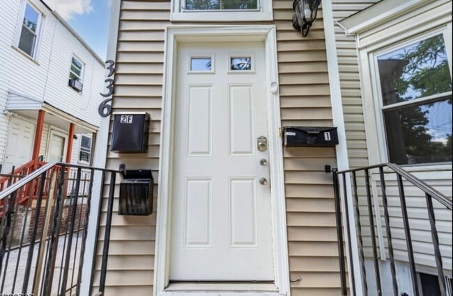 Photo - 336 Madison Ave