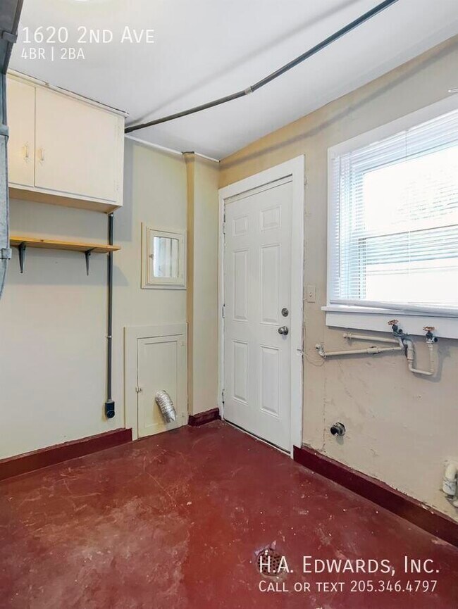 Photo - 1620 2nd Ave