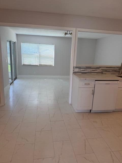 Photo - 9448 Saddlebrook Dr