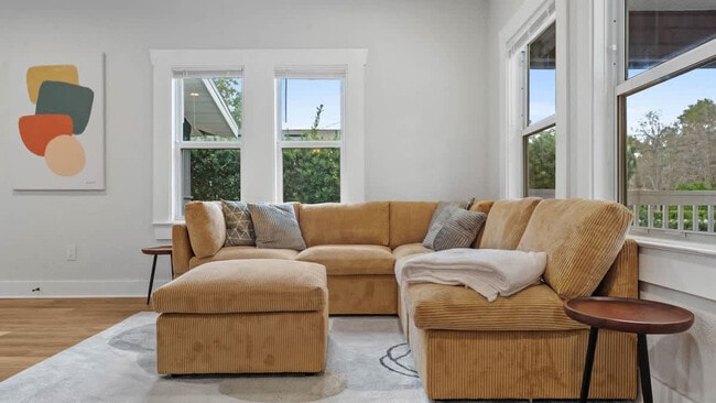 Photo - 1007 E Comanche Ave Apartamento Unidad ID1271937P