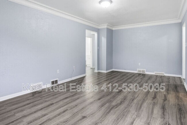 Photo - 9608 Frankstown Rd