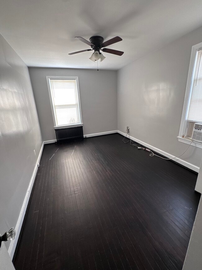 Photo - 319 Parkland Pl SE Unit #4