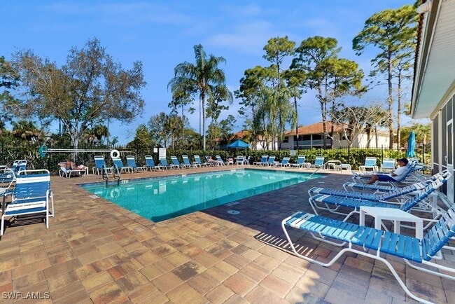 Photo - 350 Robin Hood Cir Unit 202