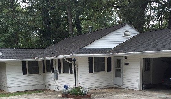 Building Photo - 197 Lake Dr