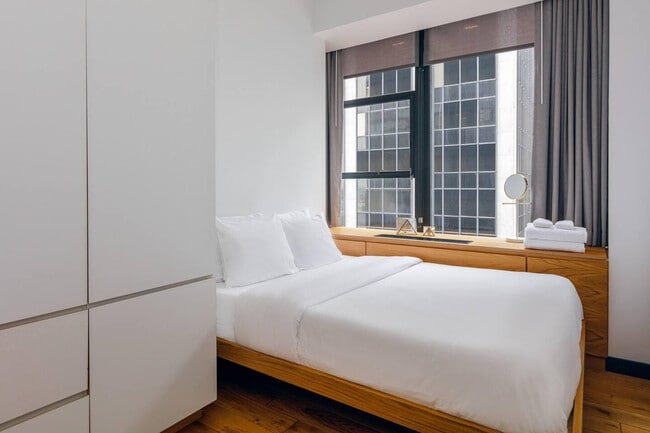 Photo - 120 Wall St Unit ID1019823P