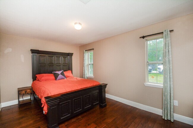 Photo - 1402 Chestnut Ridge Rd