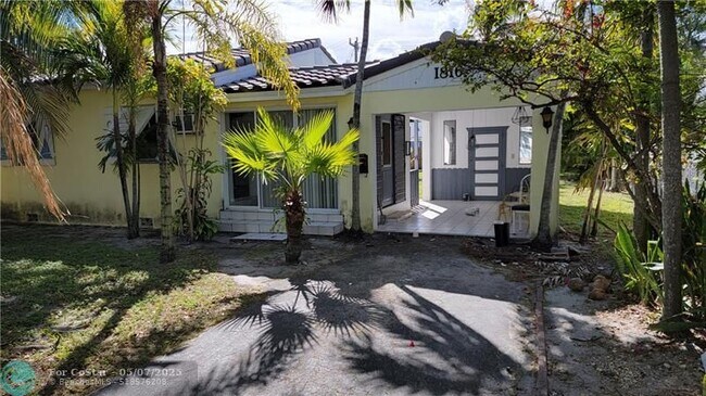 Photo - 1816 Roosevelt St Casa