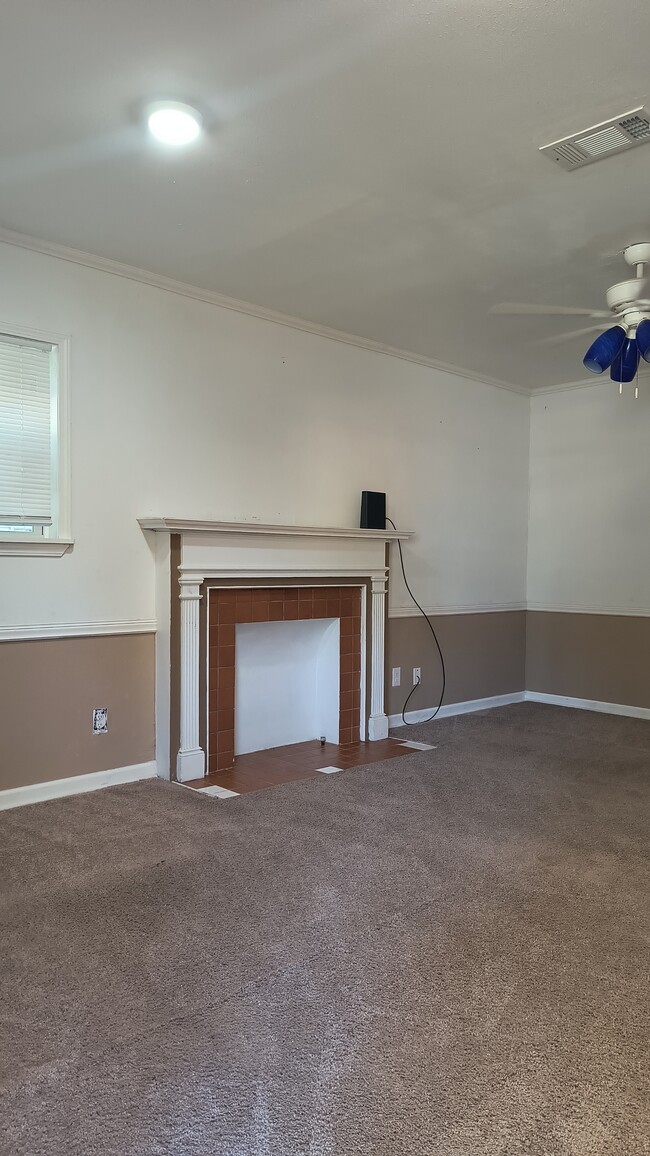 Photo - 1602 W 24th Ave