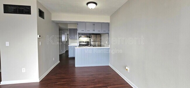 Photo - 3813 Briar Pl Unit 11