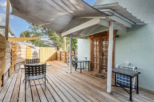 Photo - 1467 Guava Ave