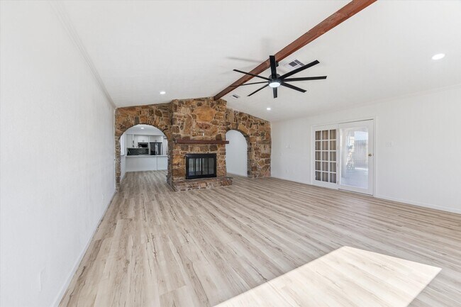 Photo - 3411 80th St