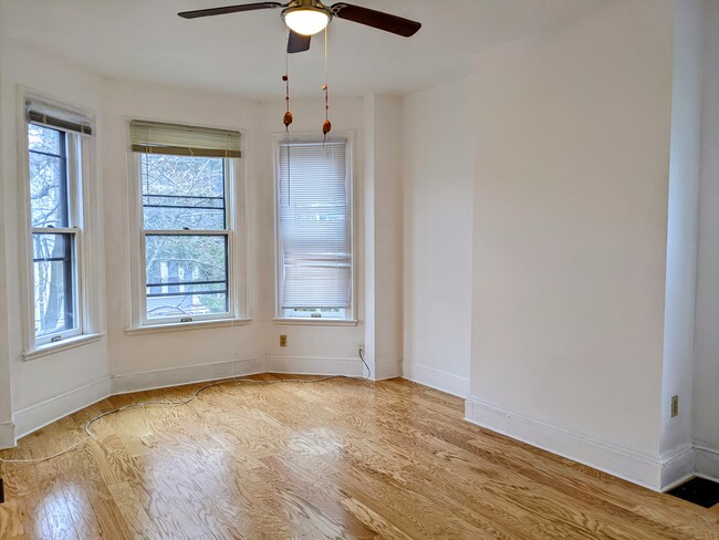 Building Photo - 51 Dana St Unit 2 Rental