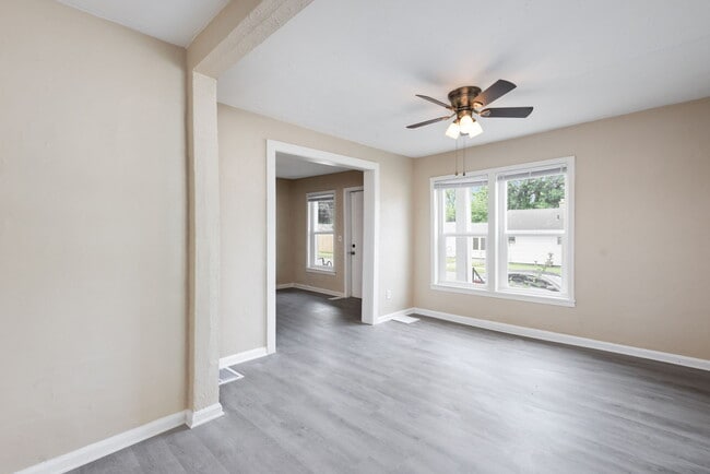 Photo - 636 S 25th St