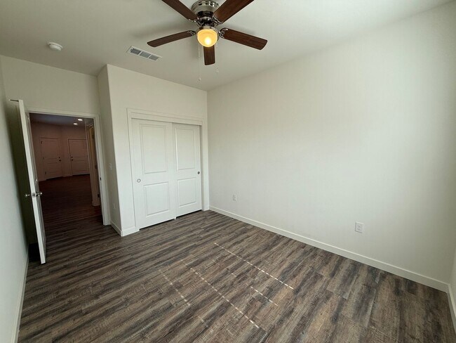 Photo - 9207 Prometheus Dr Unit B