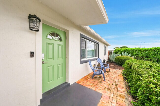 Photo - 3140 NE 12th Ave