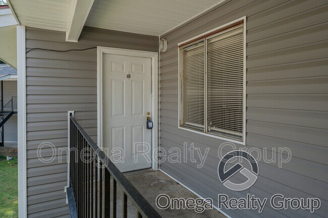 Photo - 1600 14th Ave E Unit Apt 21