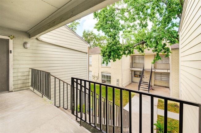 Building Photo - 6200 W Tidwell Rd Unit 2608 Rental
