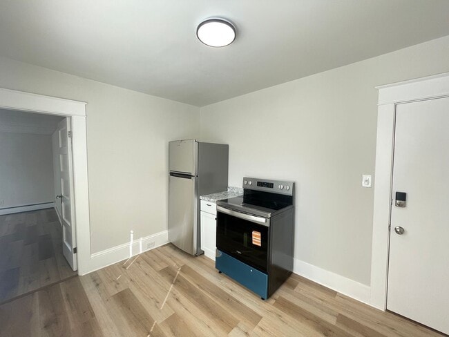 Photo - 55 Henriette St Unit 5