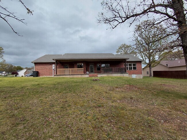 Photo - Home close to post