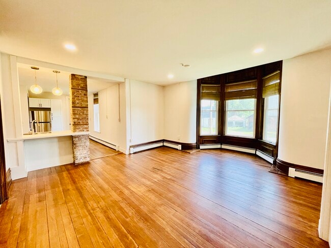 Photo - 40 S Main St Unit Apt. 1
